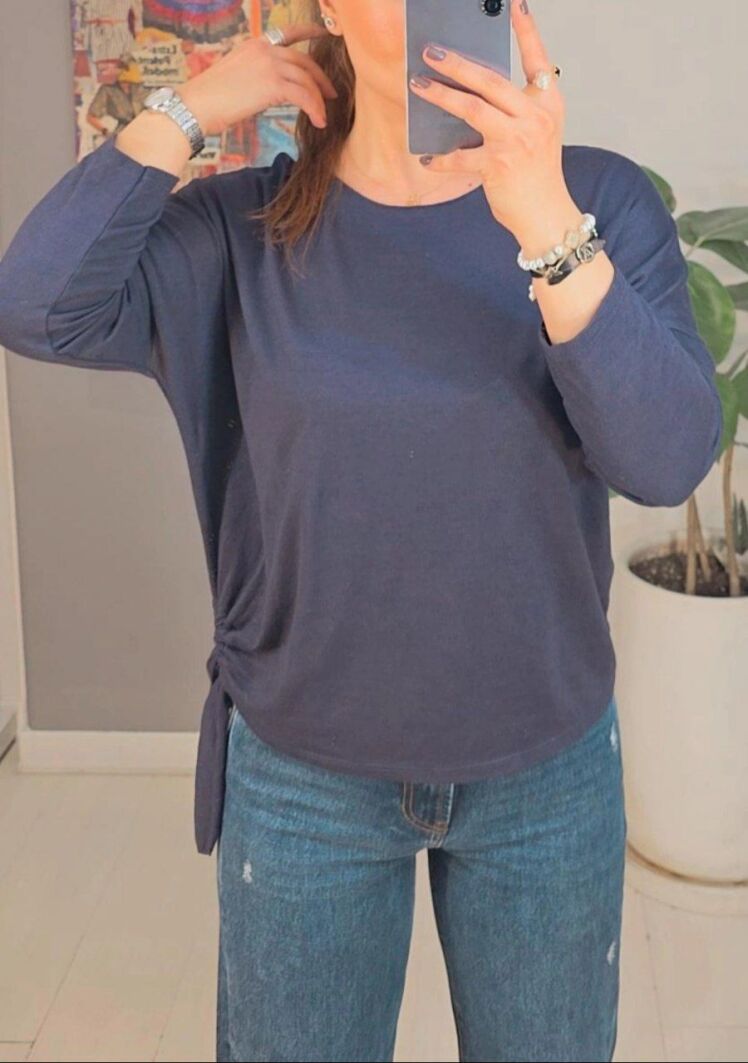 بلوز بافت بسیارظریف ایتالیایی در سه رنگ 